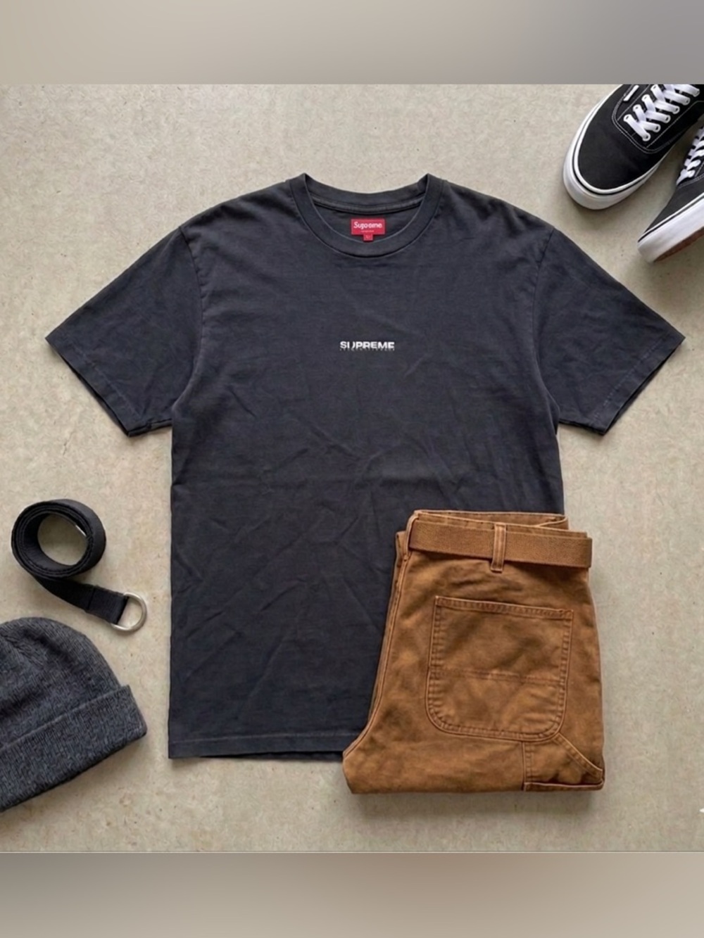 Supreme International Tee Black FW19 Size Large - Excellent - Short Sleeve